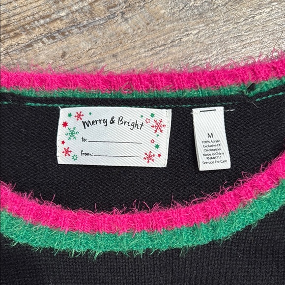 Festive Flamingo Sweater with Pink and Black Accents - Picture 2 of 6